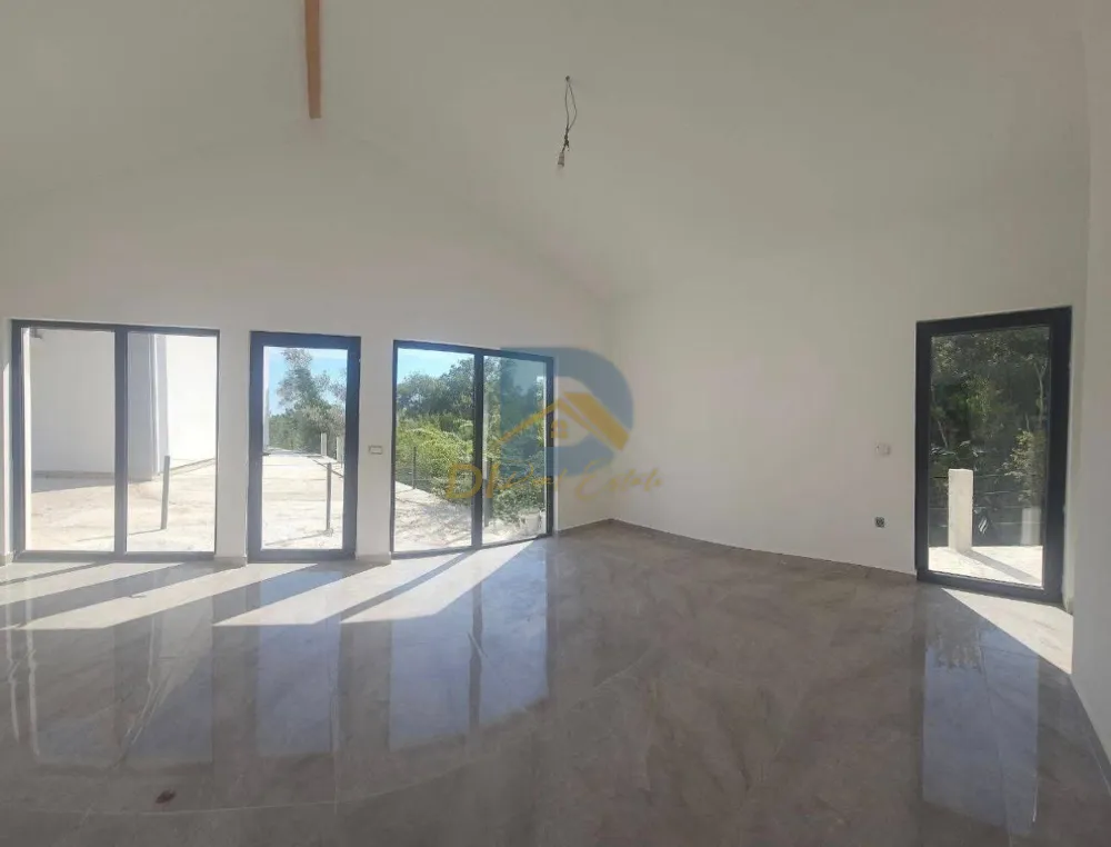 Kuća sa dvije spavaće sobe na prodaju | Šušanj, Bar