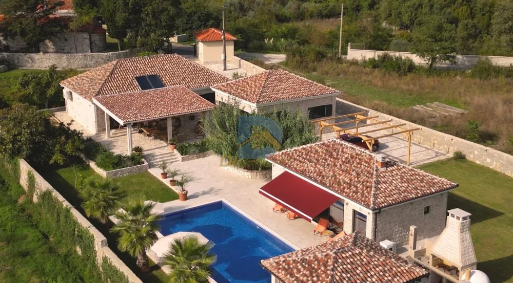 Villa For Sale