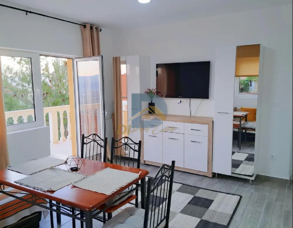 One Bedroom Apartment