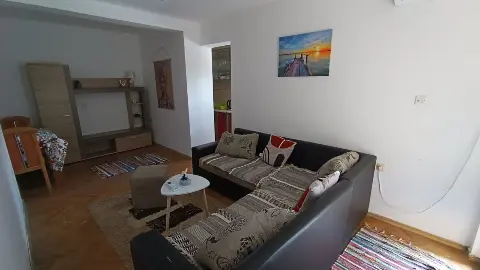 Listing 204
