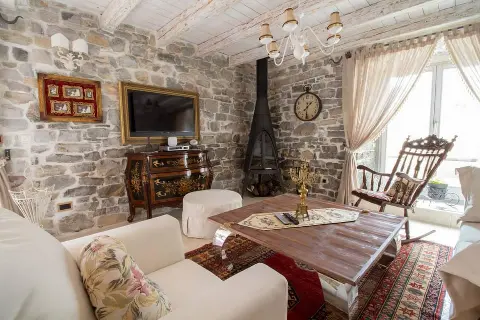 For Sale Three Bedroom Near Sea Vila