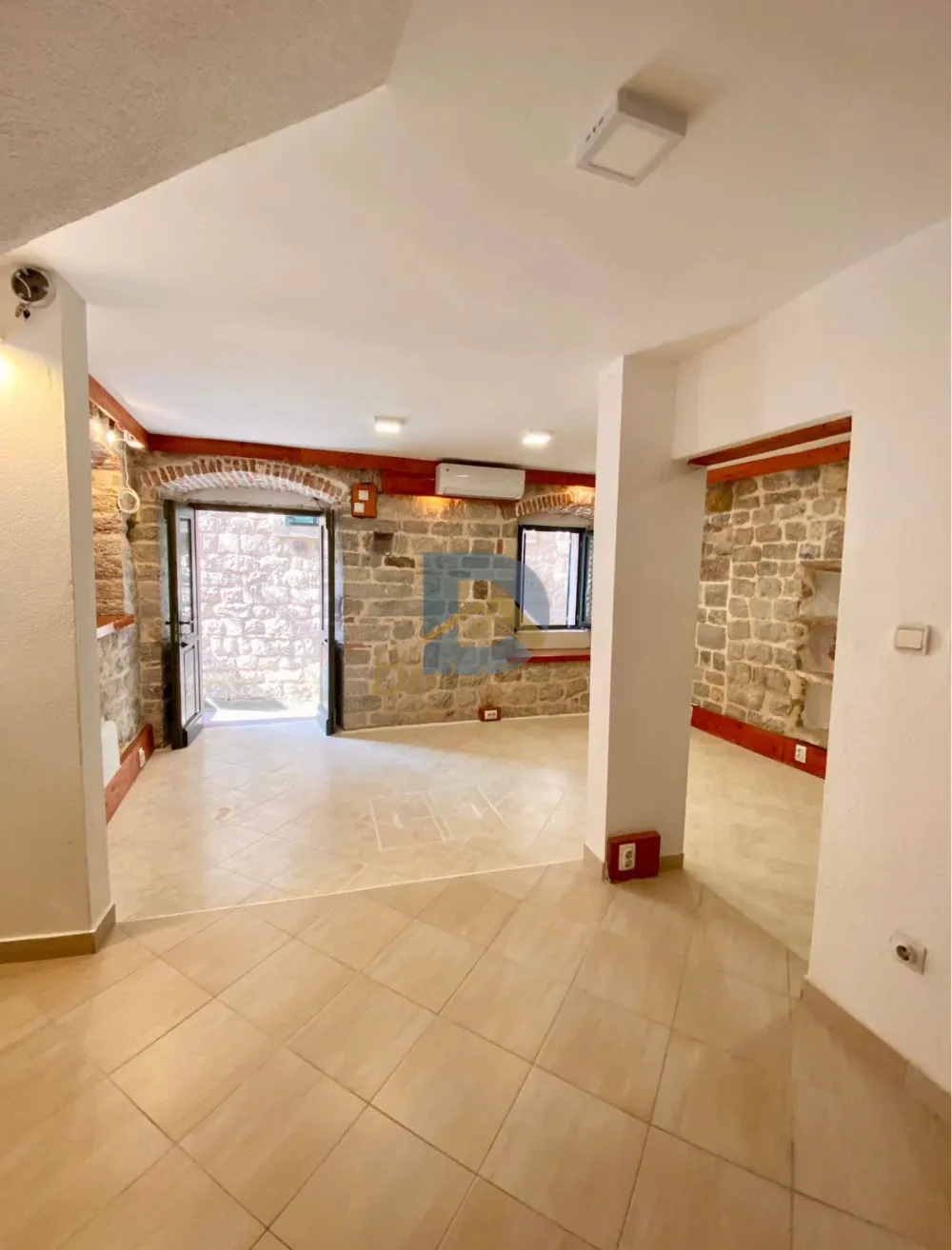 Commercial Space for Rent | Kotor Old Town