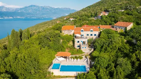 Villa for Rent | Krašići Tivat