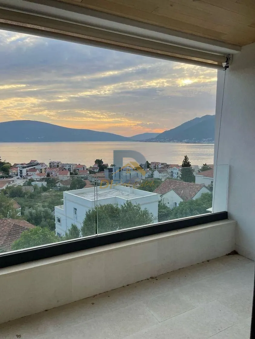 Duplex Two Bedroom Apartment